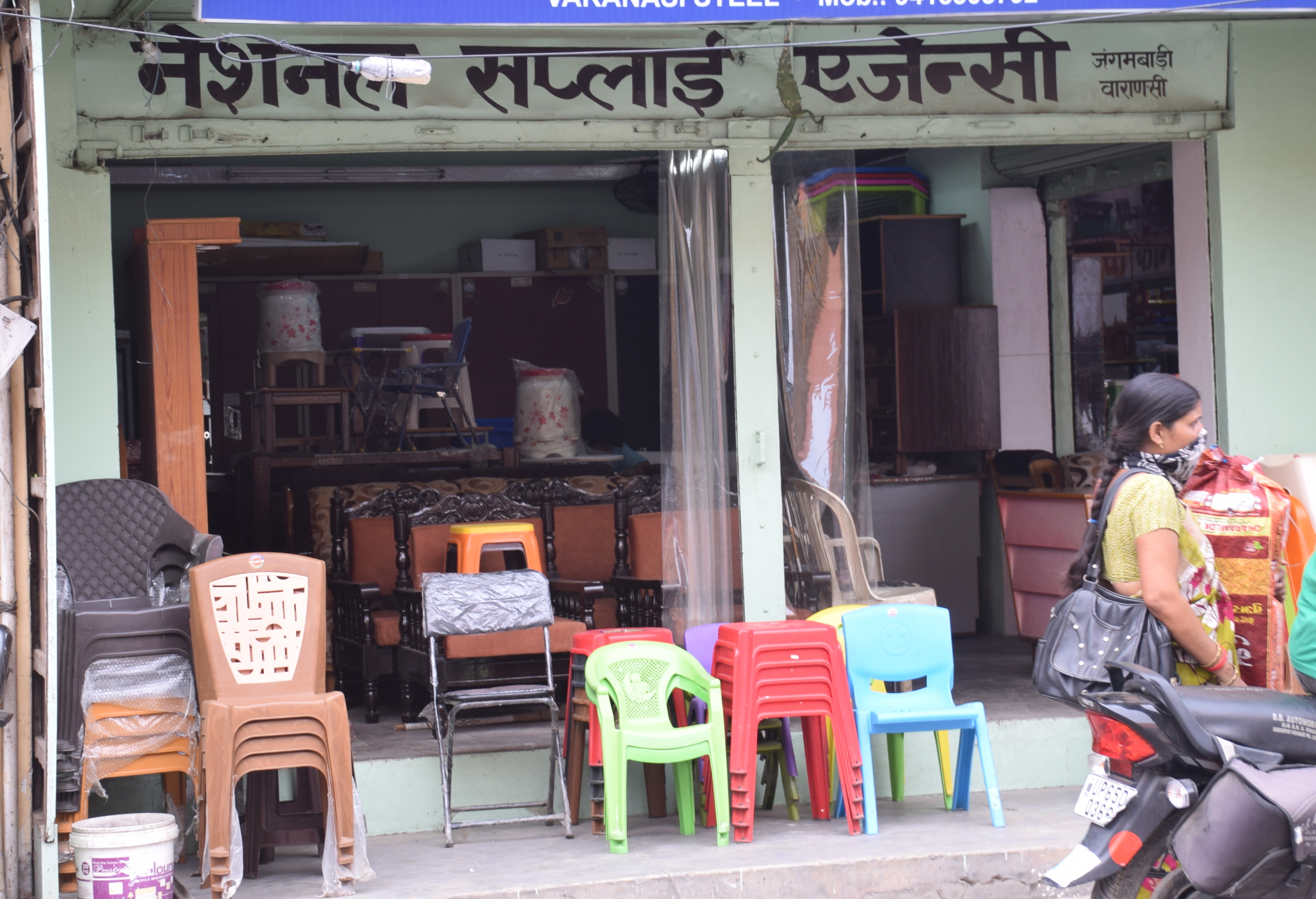 Furniture Business को लगा लॉकडाउन का फफूंद वाराणसी में दस हजार कारीगर